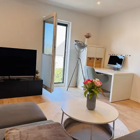 Neubau Mit Hauscharakter In Weinsheim Appartamento