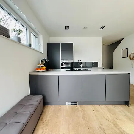 Neubau Mit Hauscharakter In Weinsheim Appartamento *